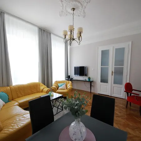 Apartment Warady *